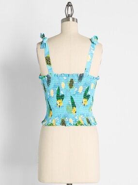 ModCloth x Collectif Sea Turtle Soiree
Smocked Tank Top, US Size 24